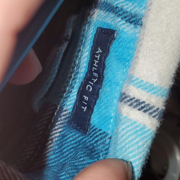 Winterized button up - Picture 4 of 4